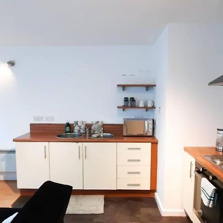 2-Bed Apartment Near City Centre Manchester Exterior foto