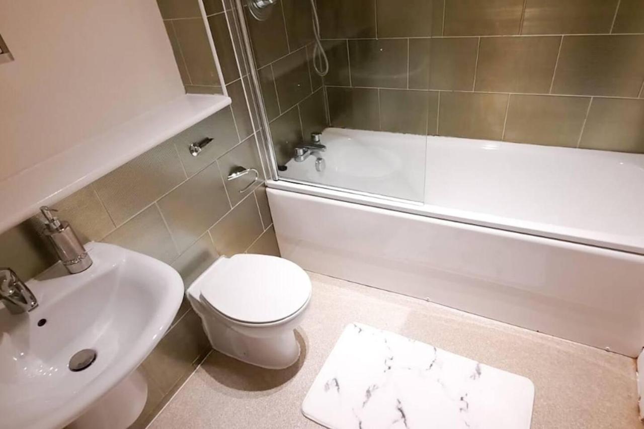 2-Bed Apartment Near City Centre Manchester Exterior foto